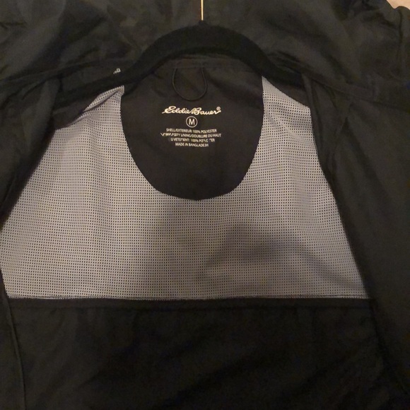 Eddie Bauer packable rain shell - Picture 3 of 5